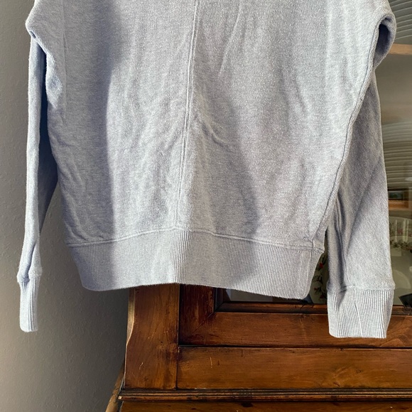 Forever 21 Contemporary Hoodie - Picture 4 of 14